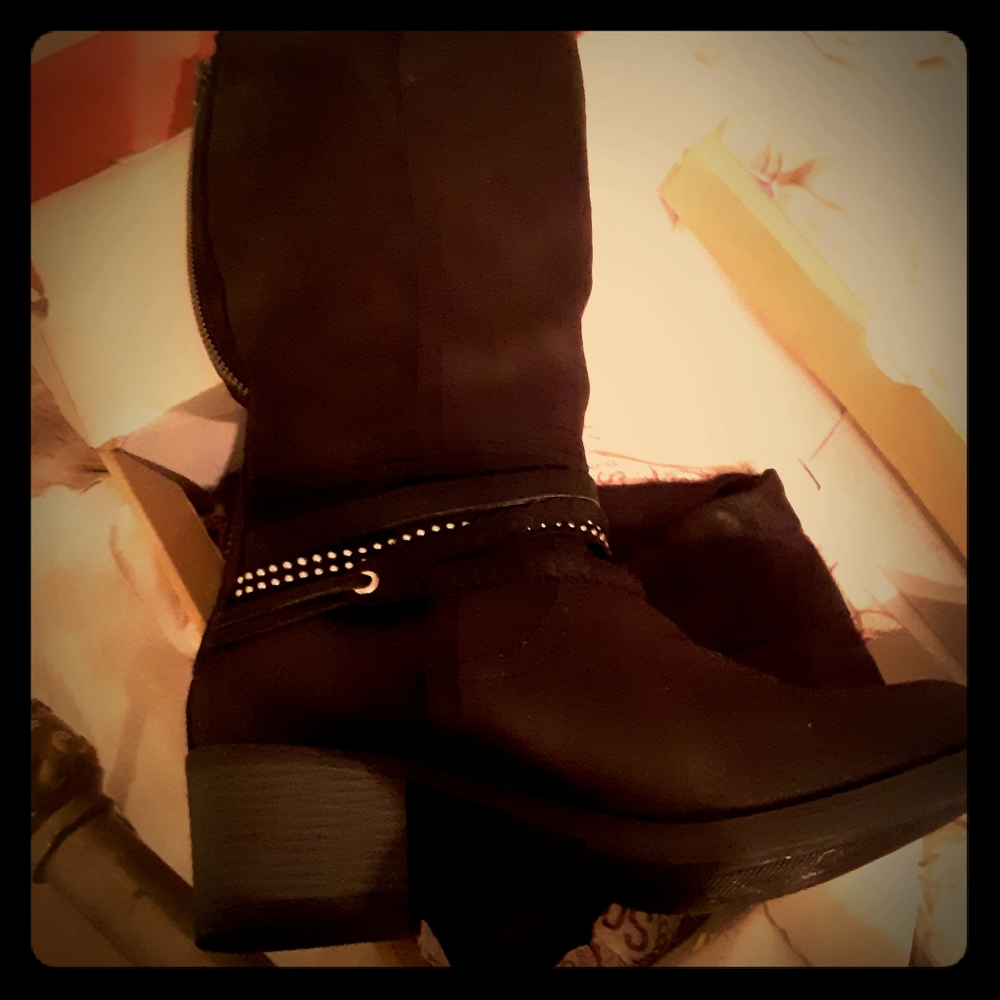 Womens SO black knee boots